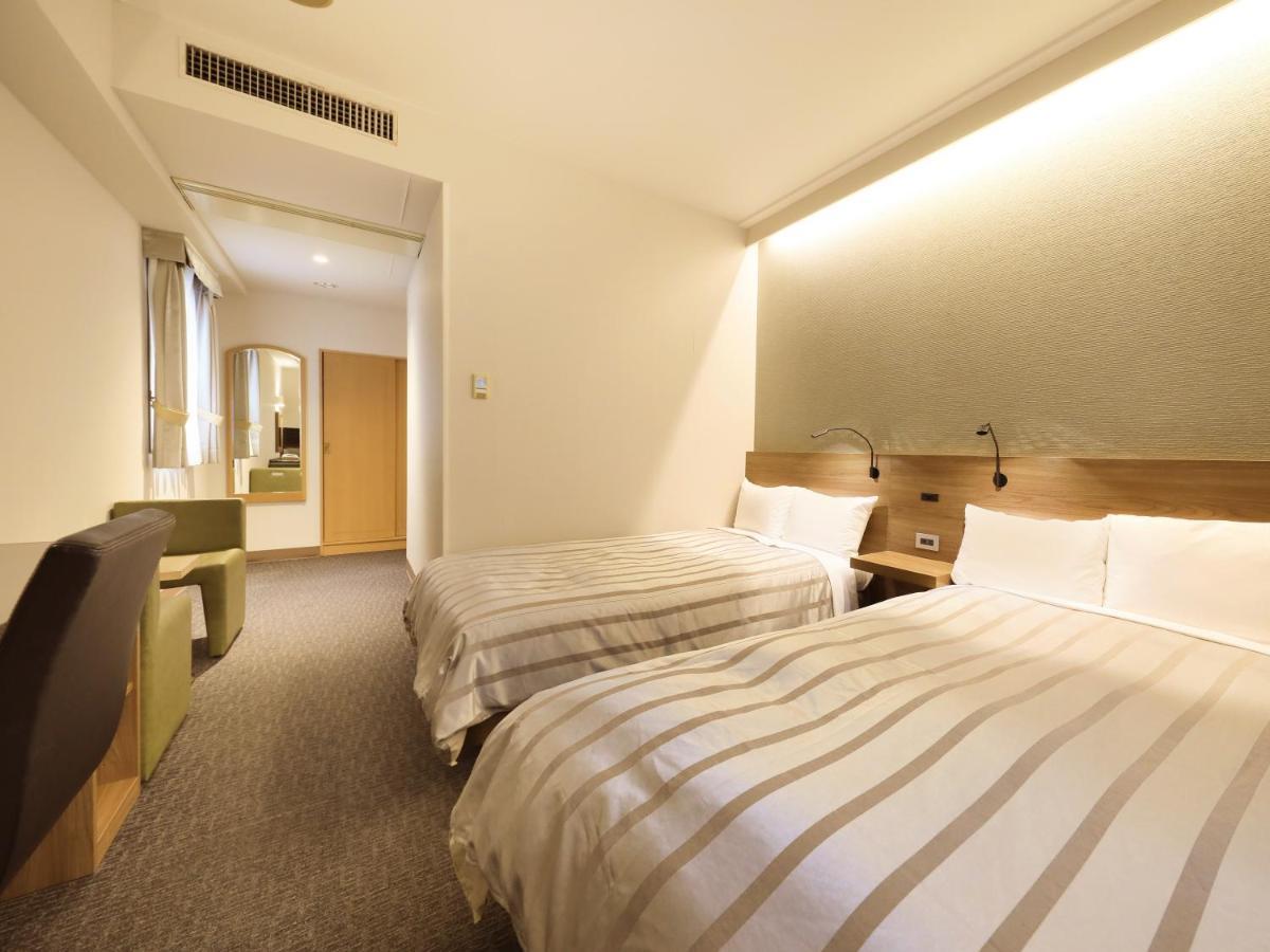 Atsugi Urban Hotel Luaran gambar