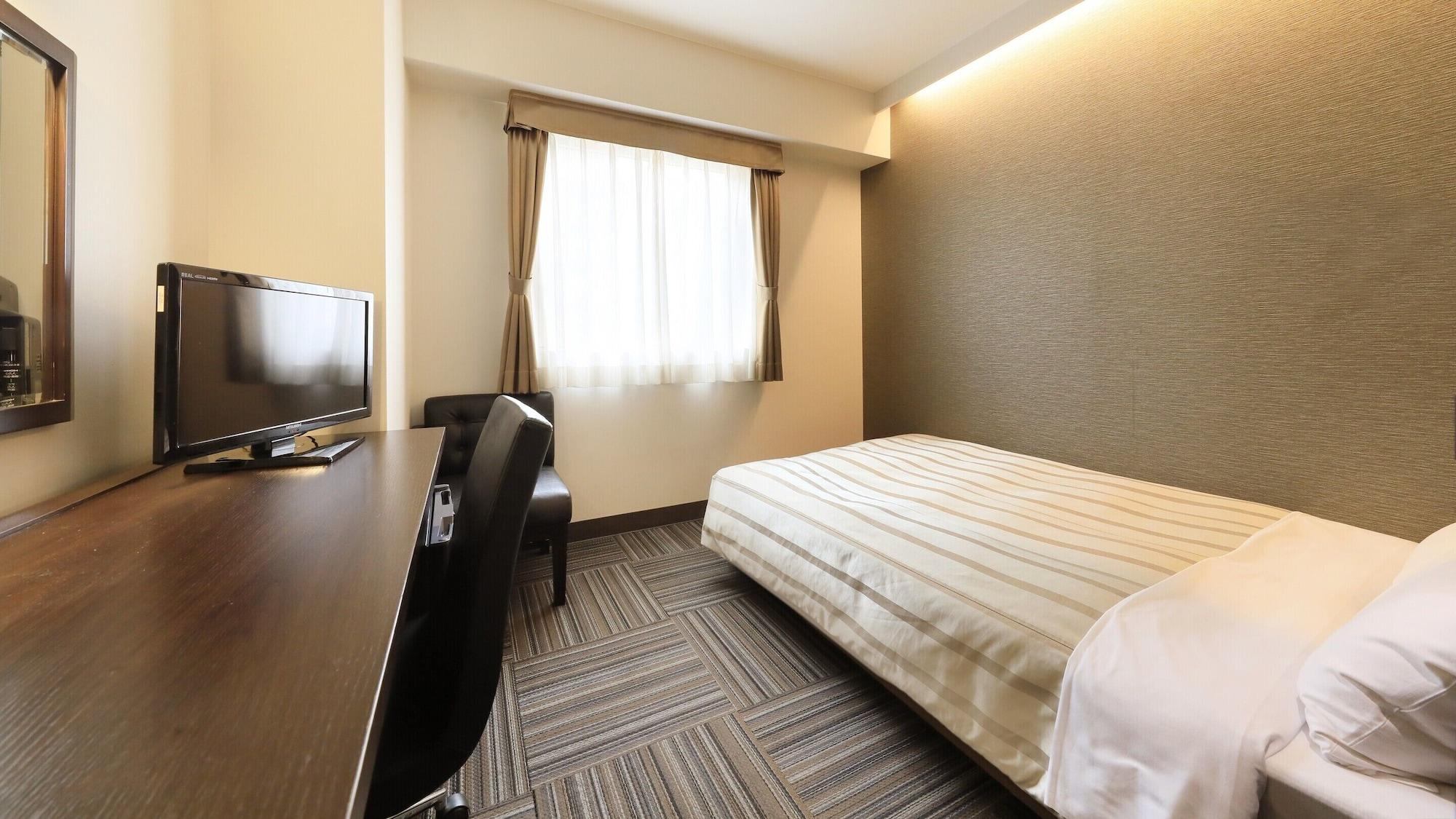 Atsugi Urban Hotel Luaran gambar