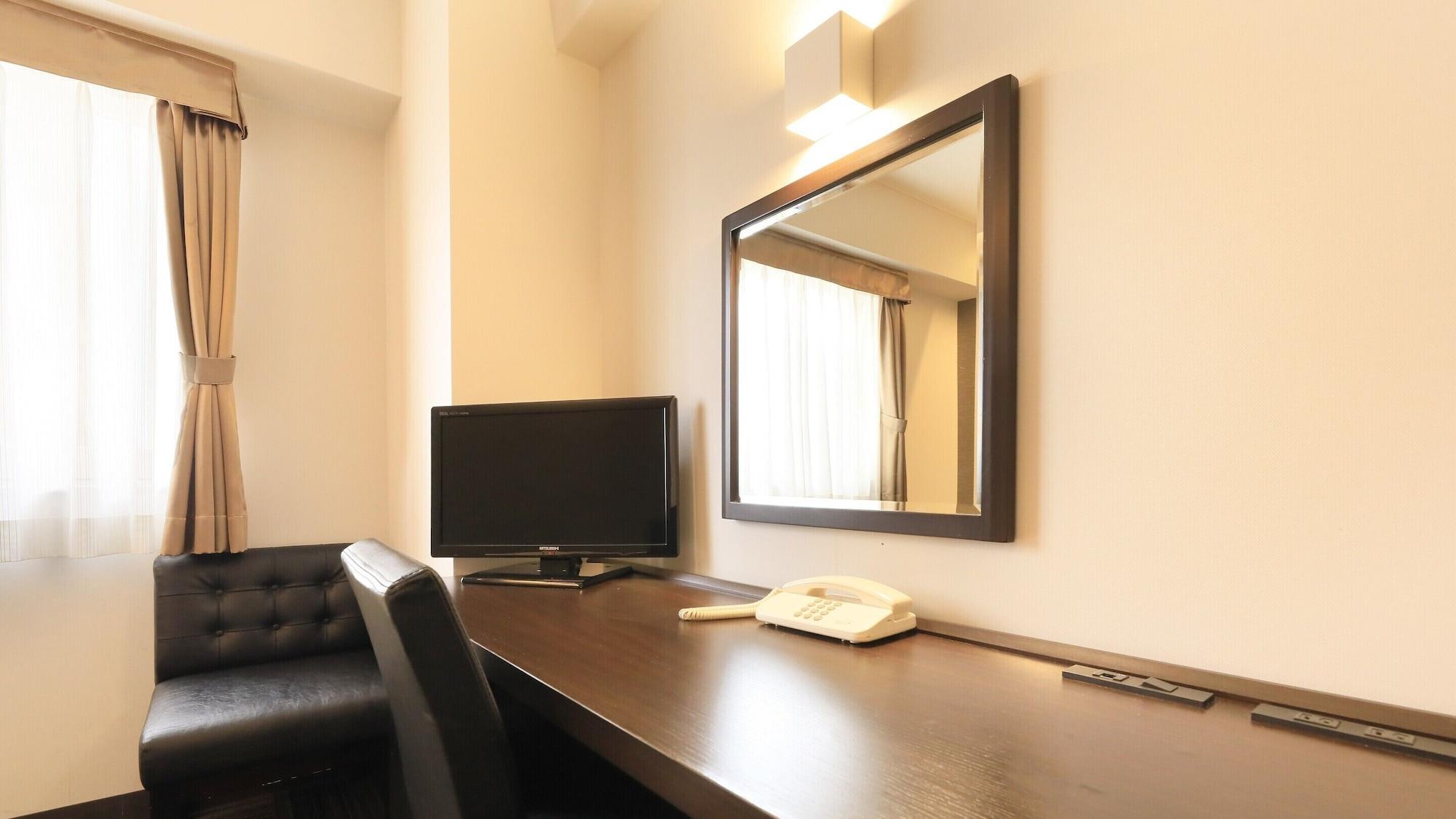Atsugi Urban Hotel Luaran gambar