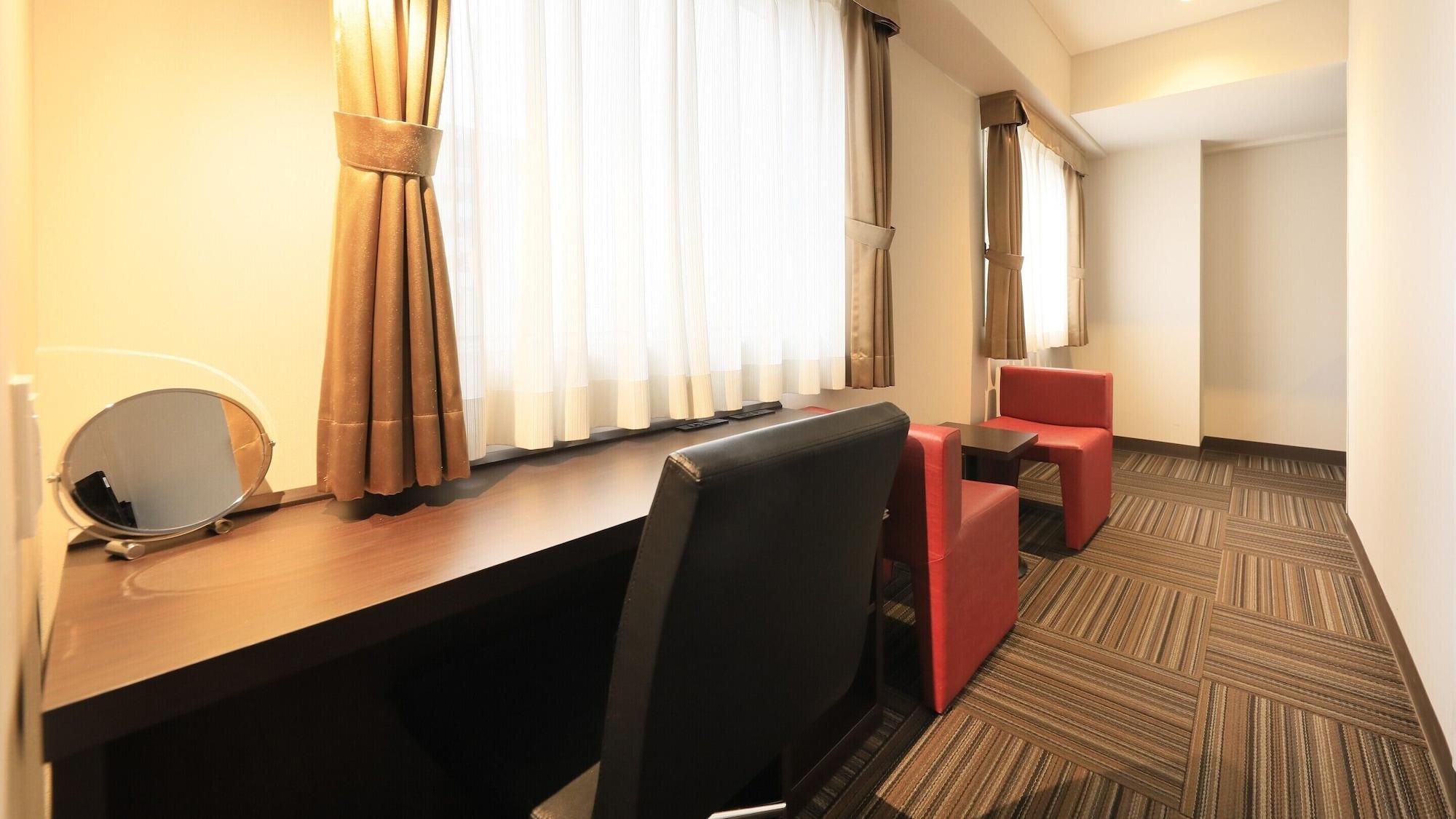 Atsugi Urban Hotel Luaran gambar
