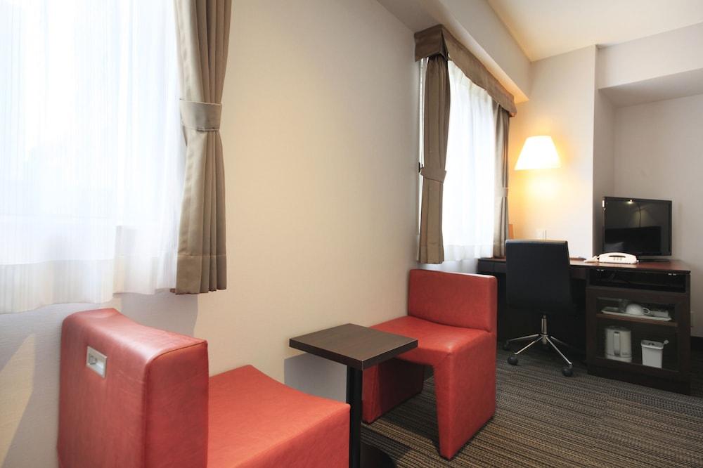 Atsugi Urban Hotel Luaran gambar